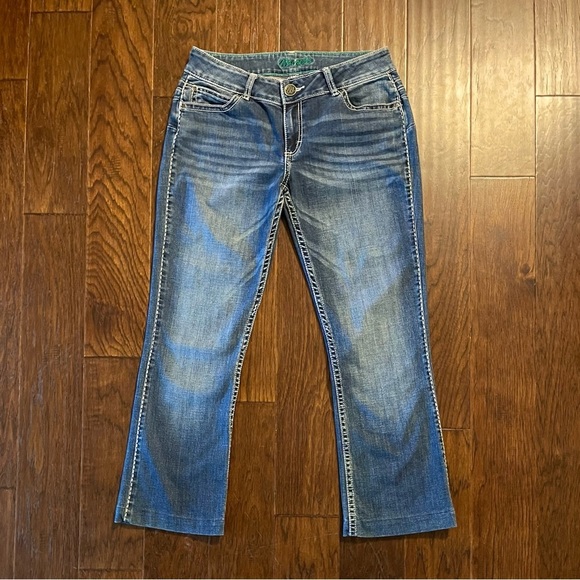 Wrangler Embroidered Rodeo Western Boot Cut Denim Jeans - Picture 1 of 9
